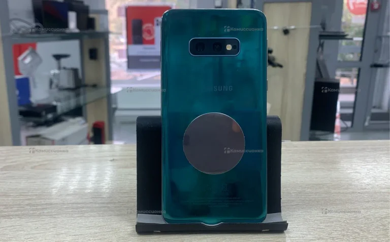 Samsung Galaxy S10e 6/128ГБ