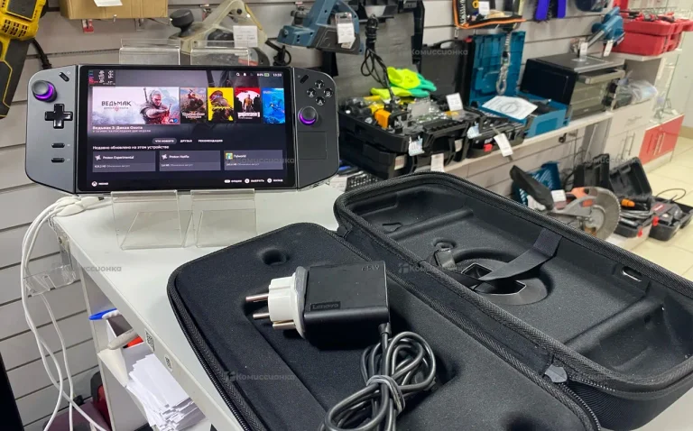 Игровая приставка Lenovo legion go Z1 Extreme