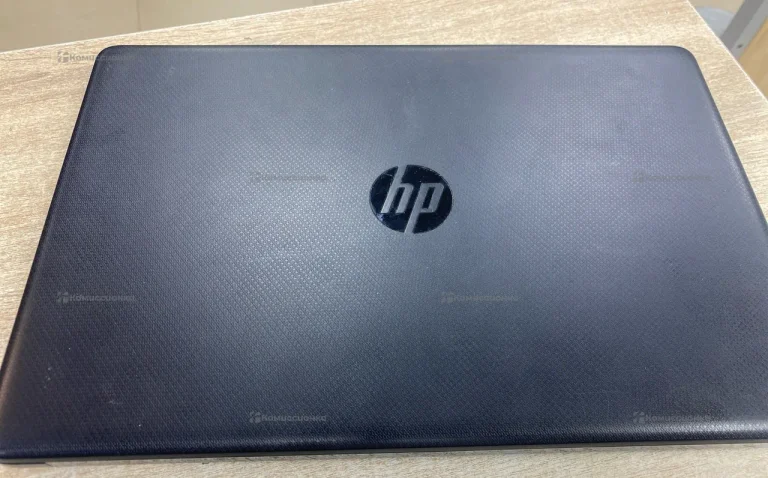 Ноутбук  HP Laptor 15-db0460ur