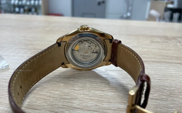 Часы  tissot 1853