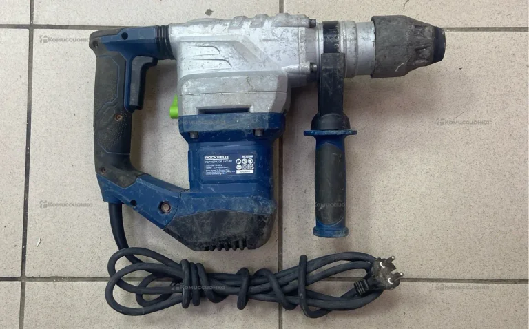Перфоратор ROCKFIELD RF32RHK