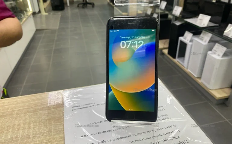 Apple Iphone 8 64 ГБ