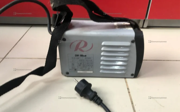 Сварочный аппарат инверторный Ресанта САИ-190ЛМ