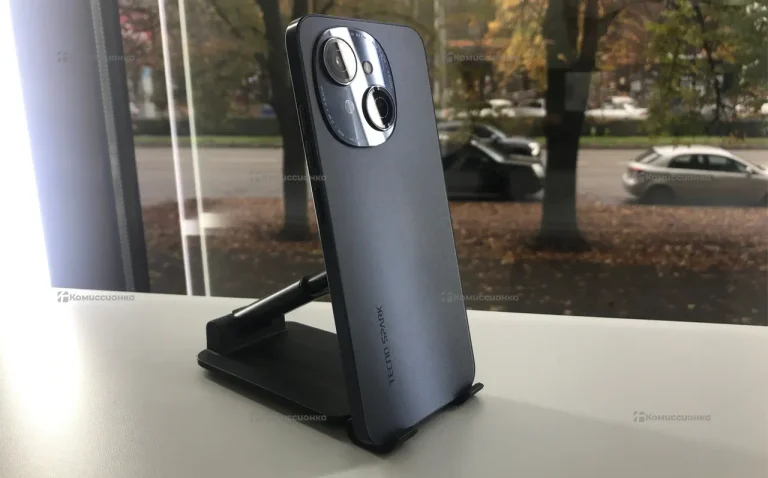 Tecno Spark Go 1 4/64 ГБ