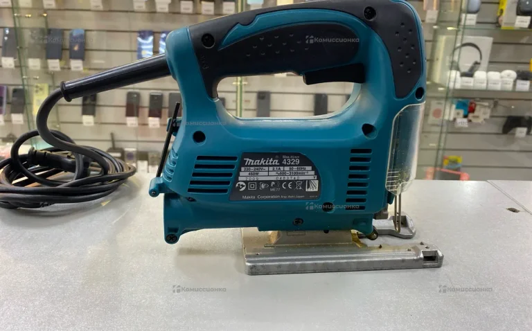 Электролобзик makita 4329
