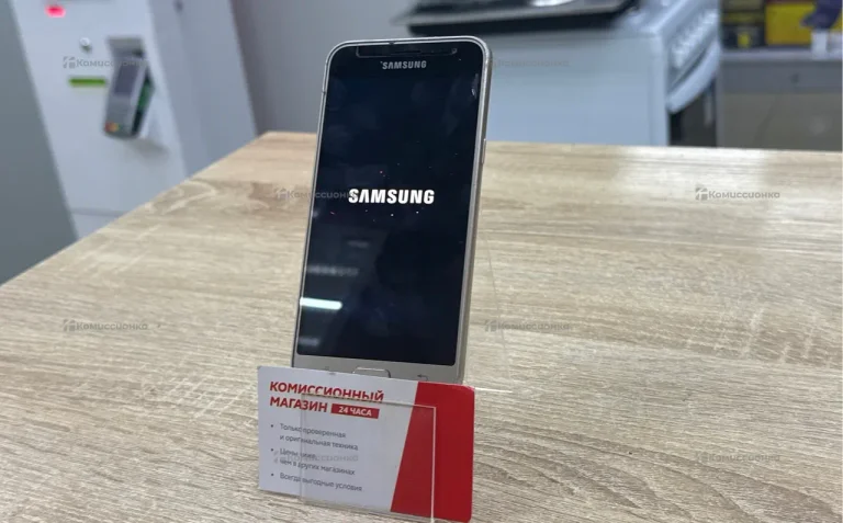 Samsung Galaxy J2 1/16 ГБ