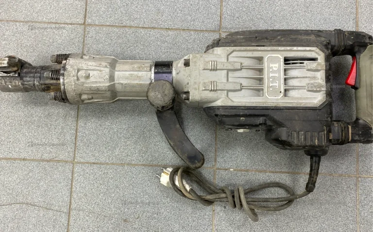 Отбойный молоток Pit GSH 65