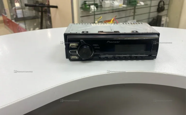 Автомагнитола Pioneer