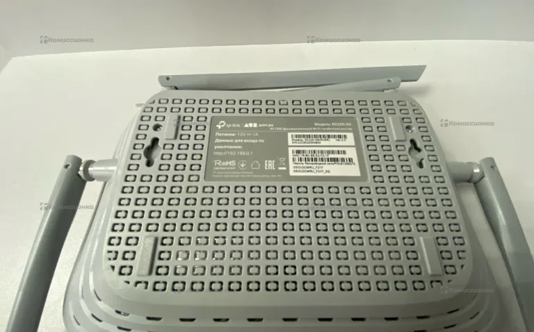 Роутер TP-link EC220-G5