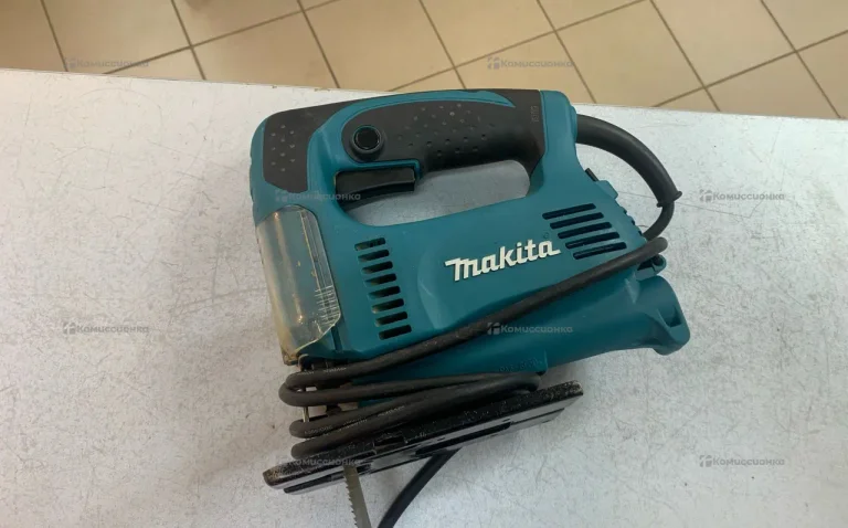 Электролобзик makita 4326 2023г