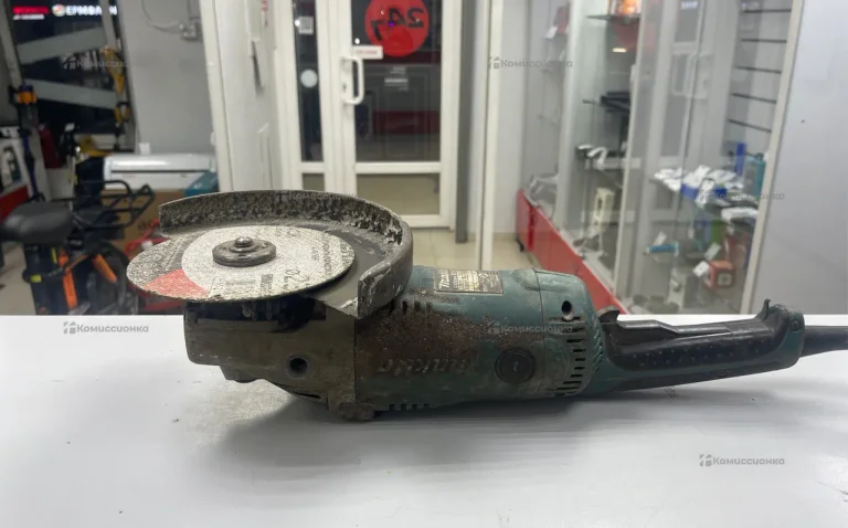 УШМ makita GA9020