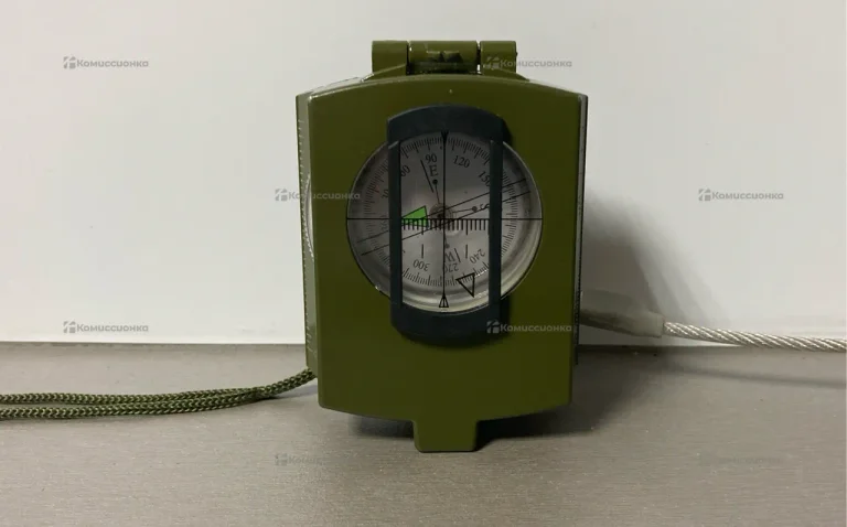 Компас для кемпинга