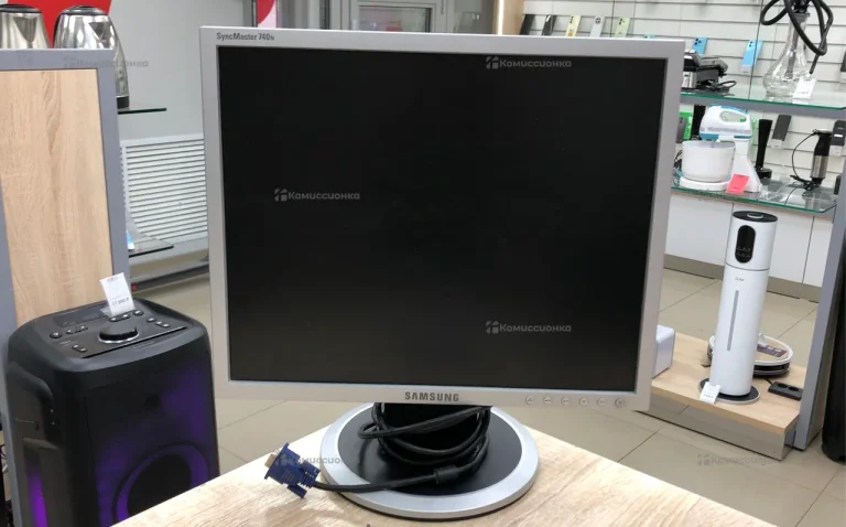 Монитор Samsung SyncMaster 740N