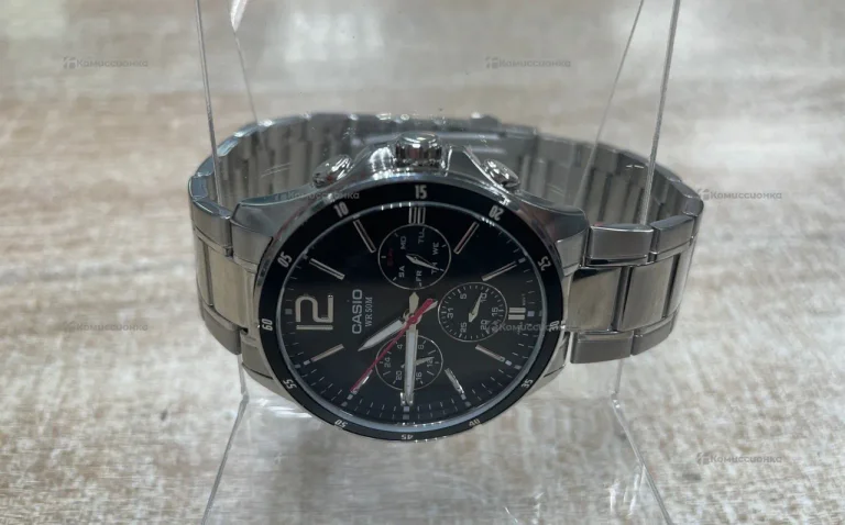 Часы  Casio