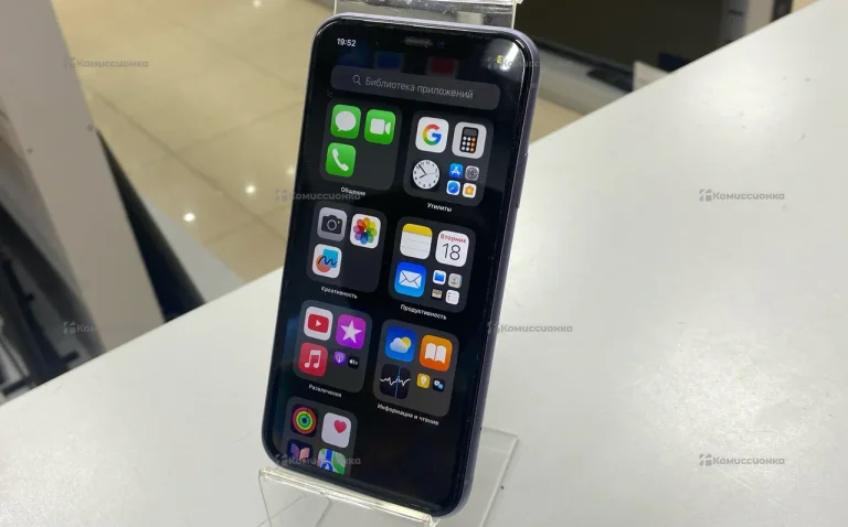 Apple iPhone 11 4/64 ГБ