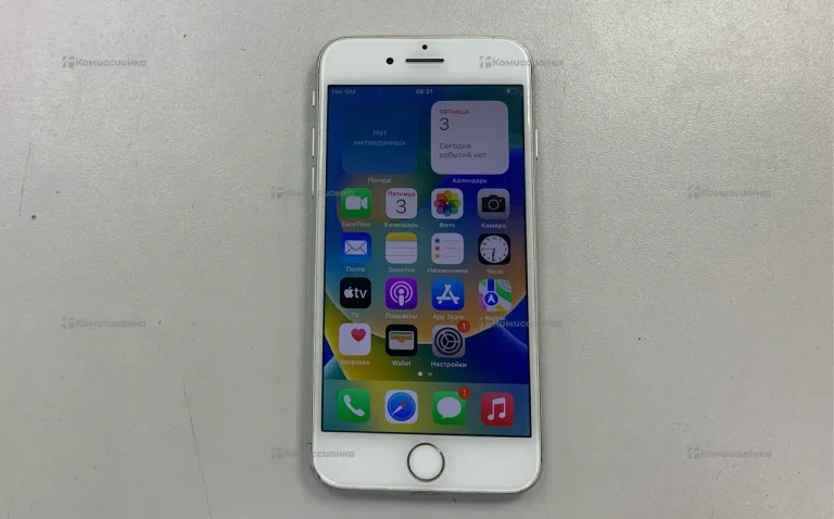Apple iPhone 8 2/64 ГБ