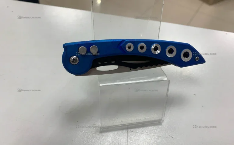 нож синий