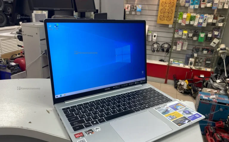 Ноутбук  Tecno