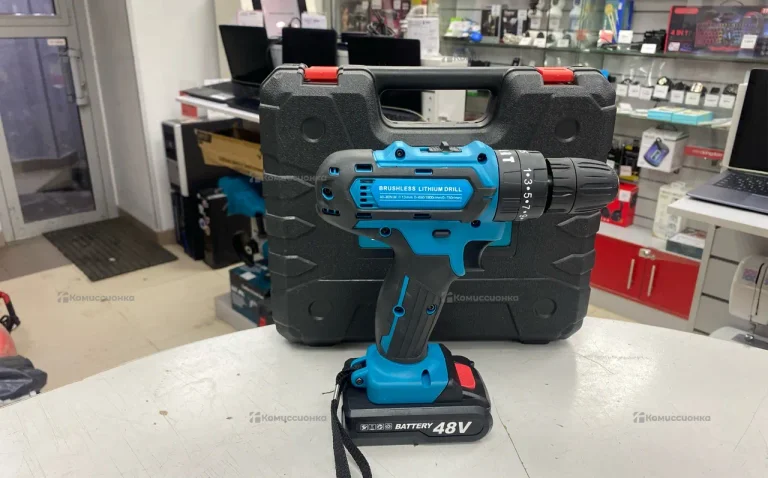 аккамуляторный шуруповерт Makita 48v