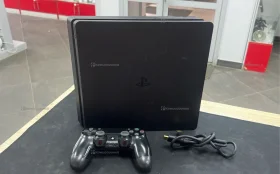 Приставка  PS4 Slim 500Gb