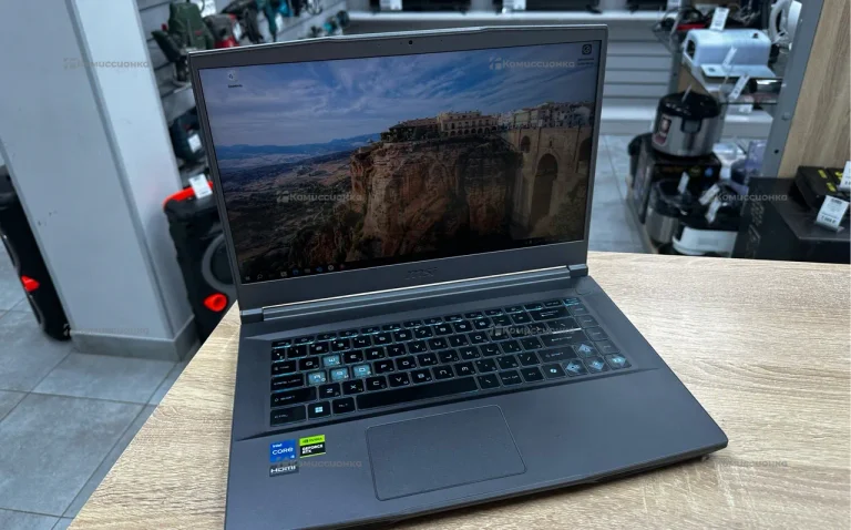 Ноутбук MSI Thin 15 B13VE