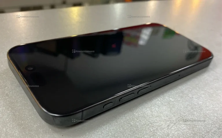 Apple iPhone 15 Pro 8/128 ГБ
