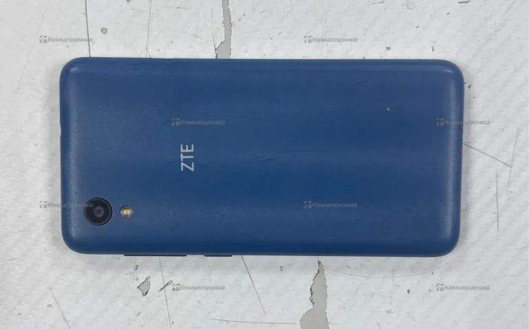 ZTE Blade L8 1/32 ГБ