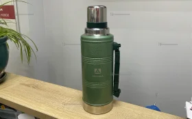 Термос  АРКТИКА 106-2200Р-GN