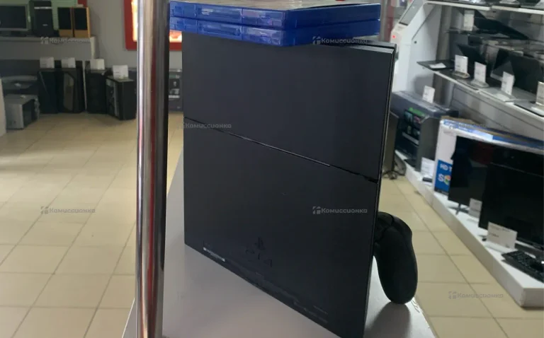 Приставка PS4. ps4 fat 500