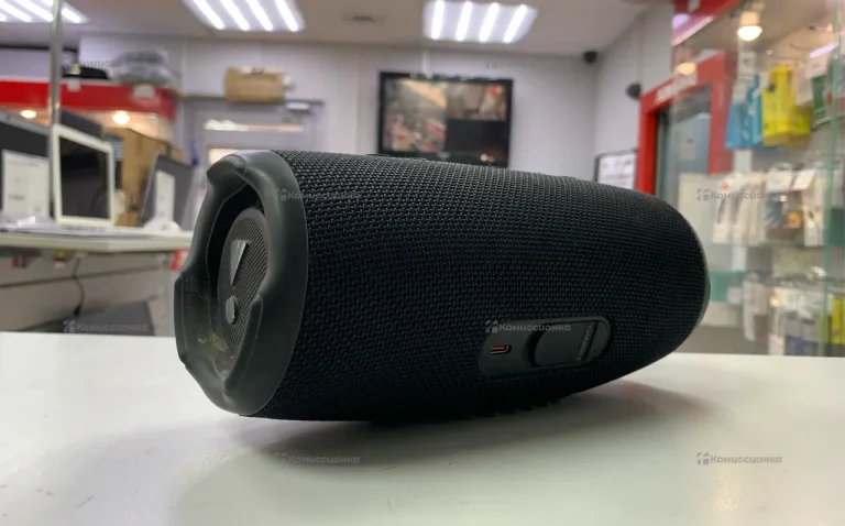 Колонка JBL Charge 5