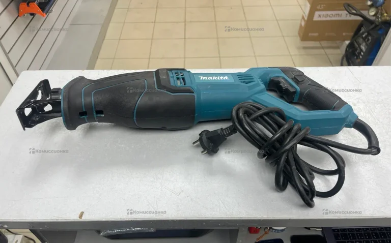 Сабельная пила Makita JR3050M(реплика)