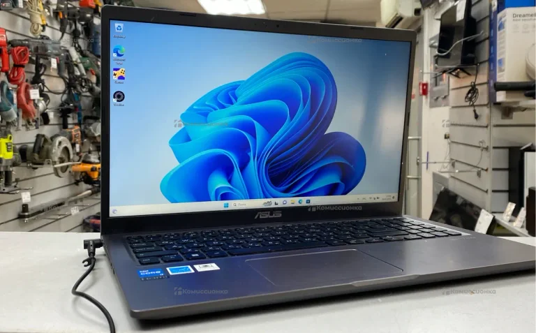 Ноутбук  ASUs P1512CEA