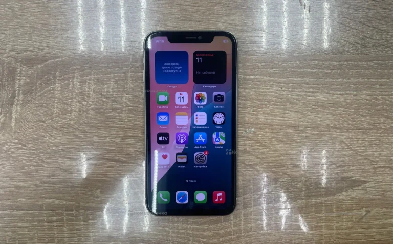 Apple iPhone 11 4/64 ГБ