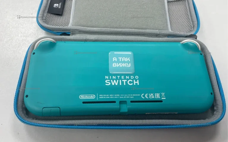 Приставка Nintendo Switch Lite HDH-00