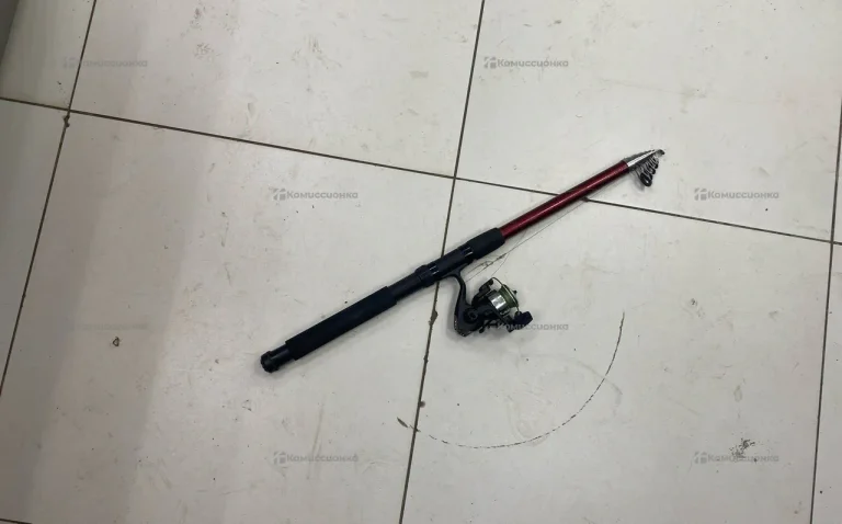 Спиннинг красный/ катушка в комплекте