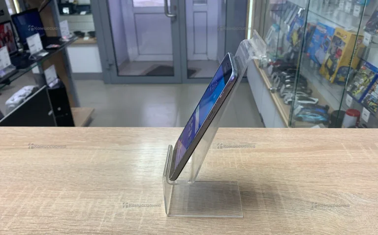 Samsung Galaxy J3 (2016) 1.5/8 ГБ