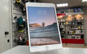 Планшет Apple iPad mini 4 128Gb Wi-Fi