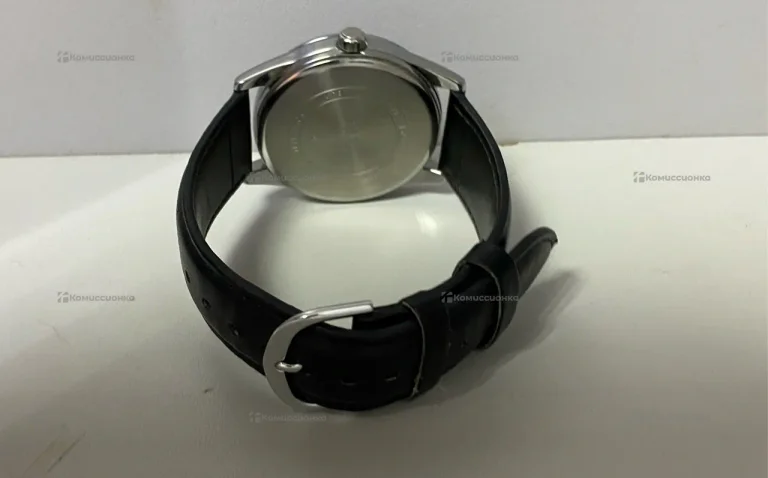 Часы Casio