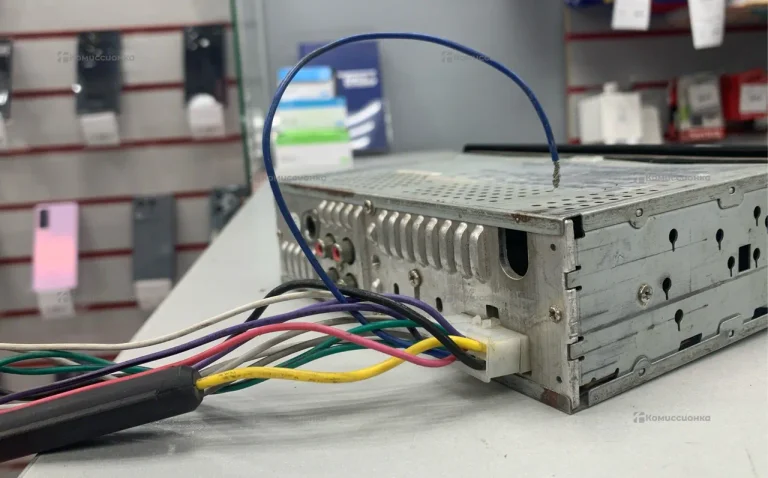 Автомагнитола ERISSON RU-1017