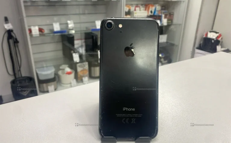 Apple iPhone 7 2/32 ГБ