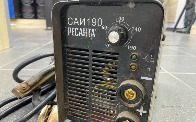 Сварочный аппарат инверторный Ресанта 190А