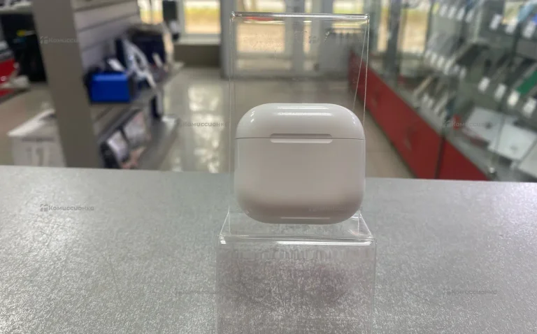 Наушники  AirPods 4