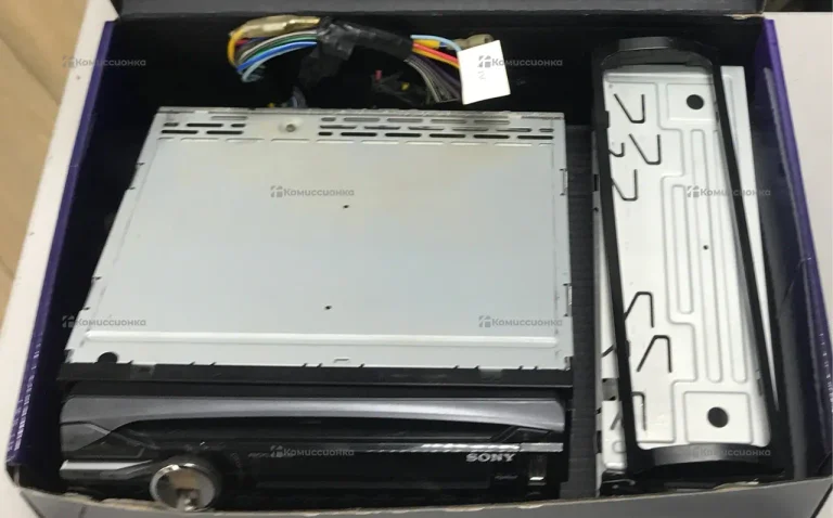 Автомагнитола  Sony457ue