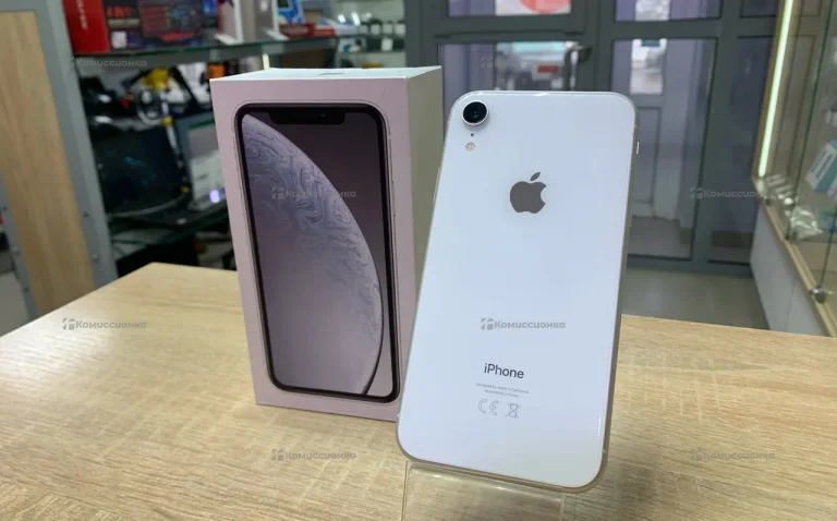 Apple iPhone XR 3/128 ГБ
