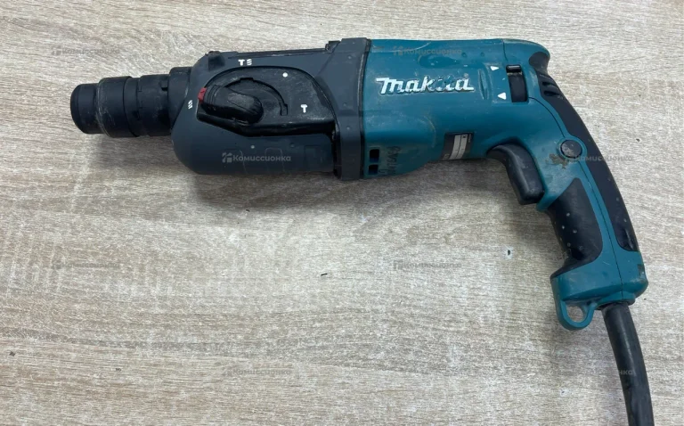 перфоратор Makita hr 2470
