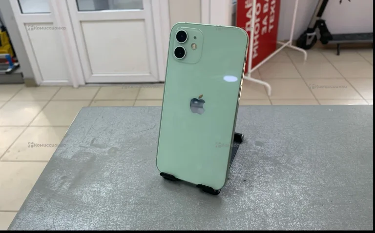Apple iPhone 12 4/64 ГБ