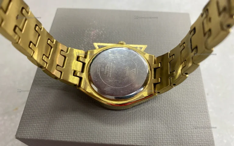 Часы Guess Trend GW0312L2