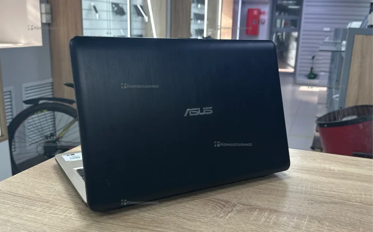 Ноутбук  asus