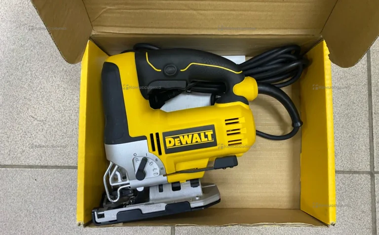 Электролобзик dewalt DW349