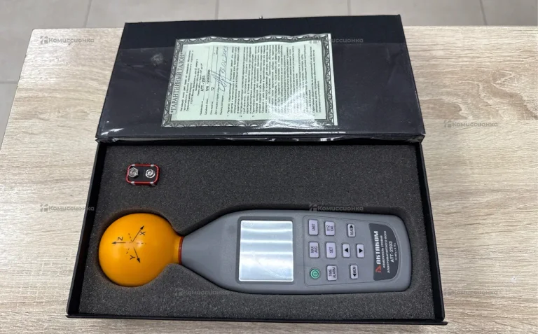 Измеритель уровня электромагнитного поля АТАКОМ АТТ-2593